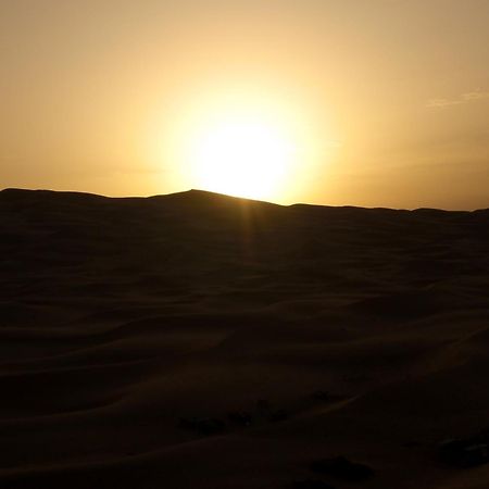 Auberge Camping Ocean Des Dunes Merzouga Esterno foto