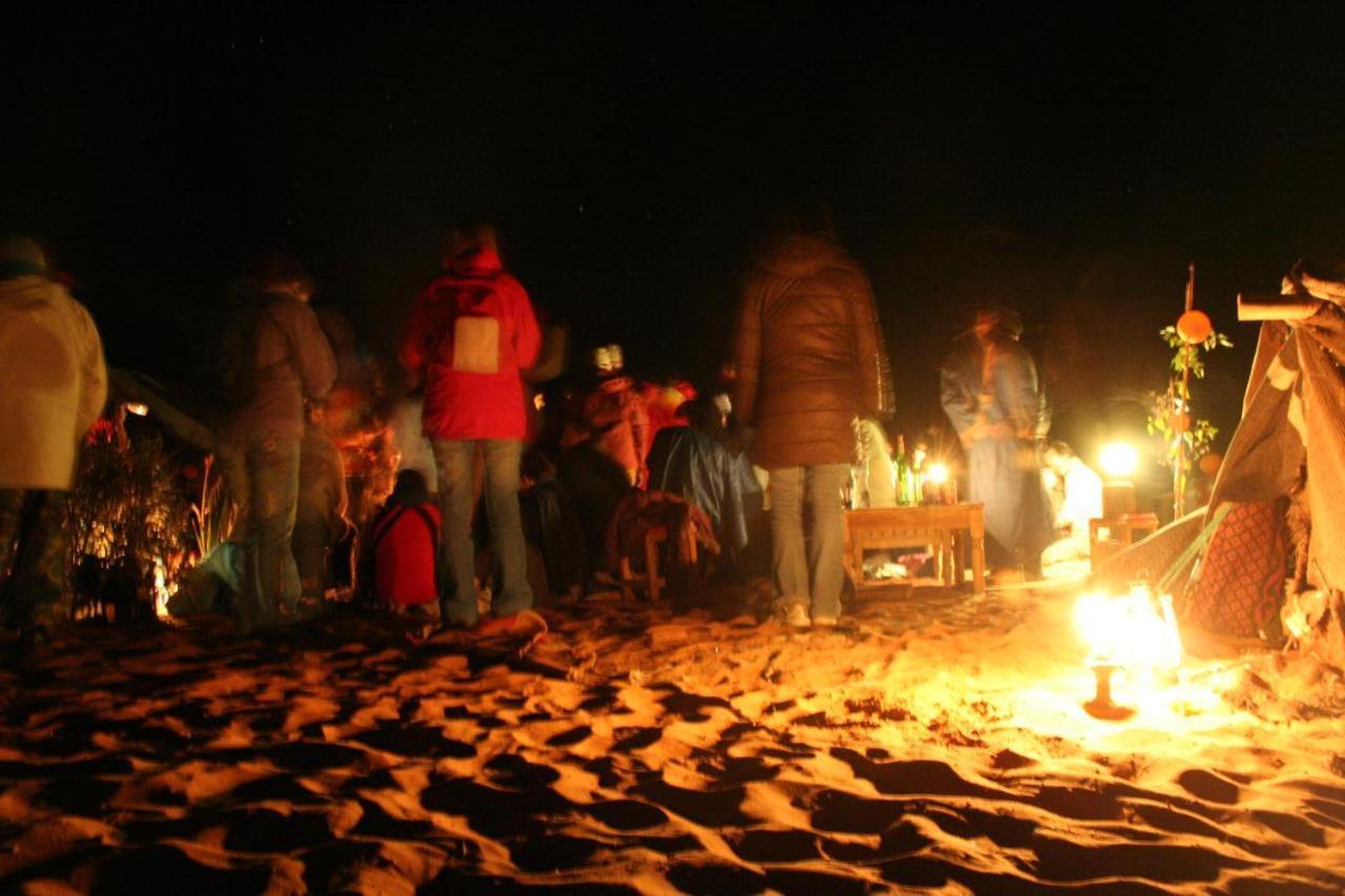Auberge Camping Ocean Des Dunes Merzouga Esterno foto
