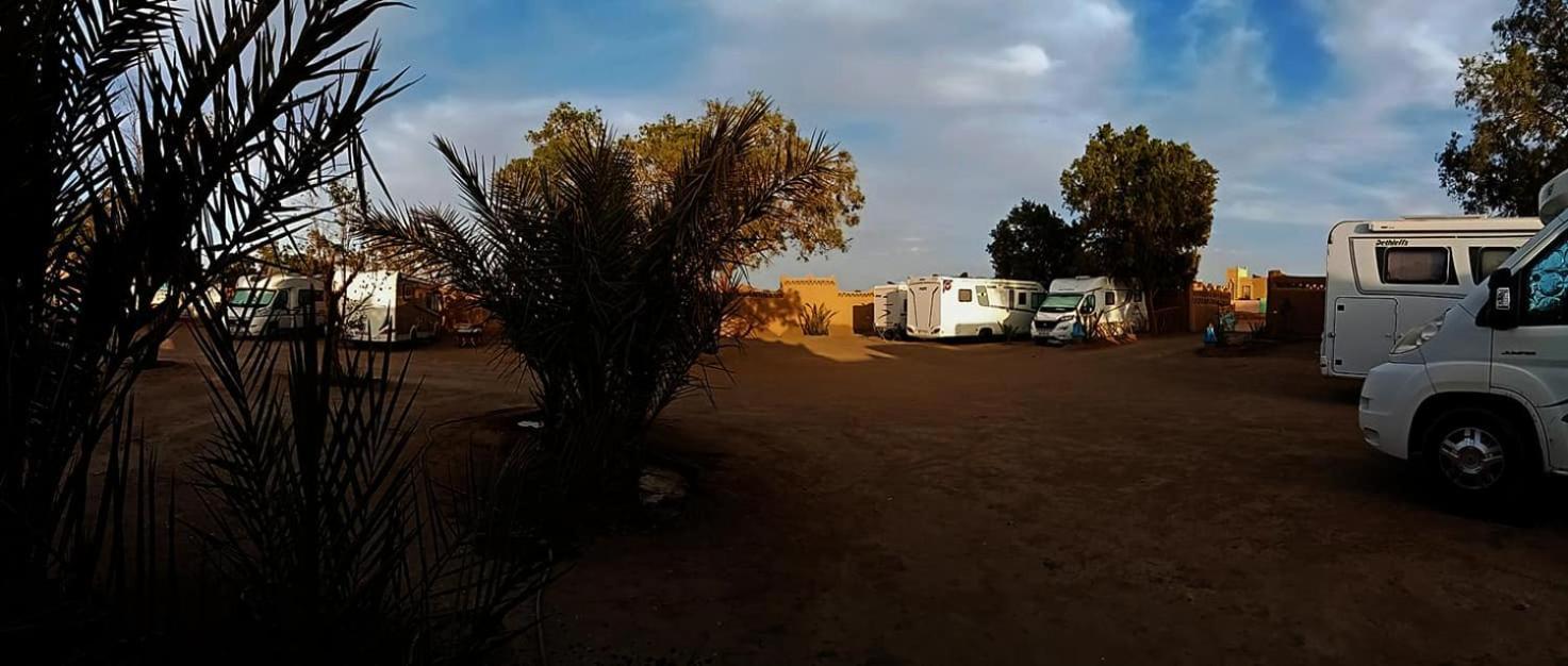 Auberge Camping Ocean Des Dunes Merzouga Esterno foto